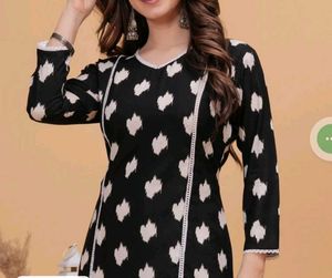 Elegant Black Printed Kurta