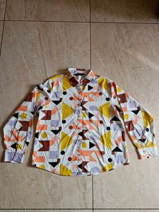 Geometric Print Button-Down Shirt
