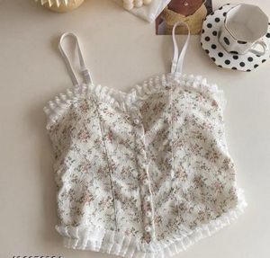 🌸 Floral Lace Bralette Top – Like New 🌸