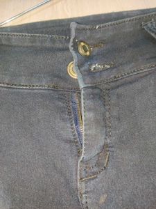 Dark Wash Distressed Skinny Jeans