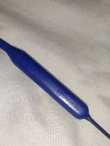 ONEPLUSS HANDFREE GUYS THIS IS VERY GOOD CONDITION