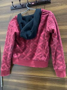 Reversable zipper with hood