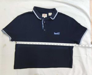 Levi&#39;s Crop Tee