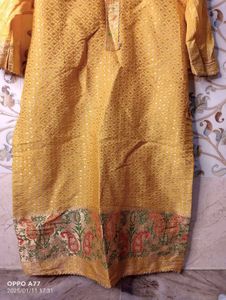 A Line Kurta Set With Dupatta (Girl&#39; s)