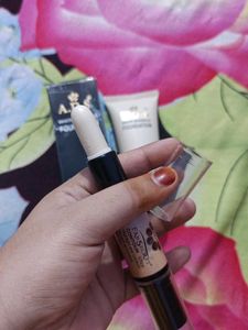 Foundation and 2 in 1 concealer combo