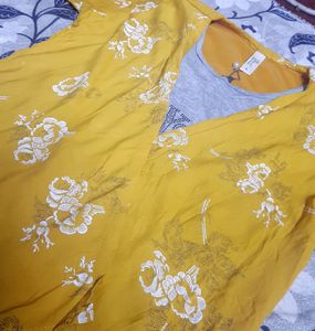 Diya Womens Yellow Stylish Top