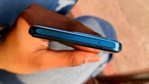 Vivo V25 Pro New Condition