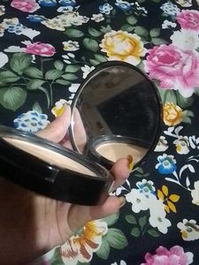 Used  Faces Canda Fix Powder