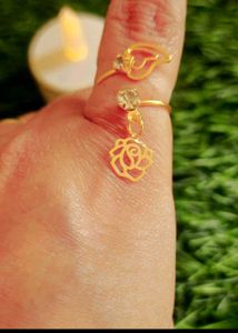 Classy Flower Leaf Ring