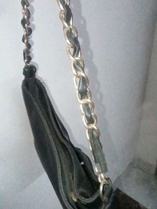 Black Classy Sling Bag