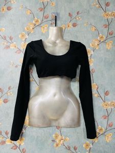 Black Long Sleeve Crop Top Gym