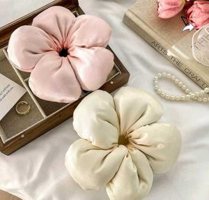 Flower Crown Scrunchie - Large
