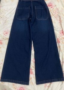 Wide Leg Jeans 🎀