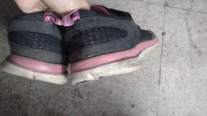 Sports Shoes In Pink And Black