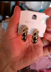 Golden Twistes Hoops