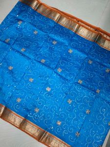 Beautiful Pure Kanchipuram Silk Saree With Blouse