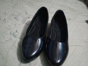 Black Ballerinas for party and office