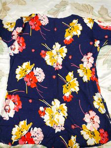 Multi Coloured Top💙