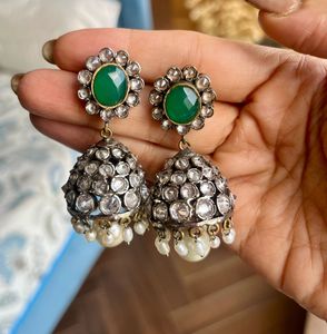 Emerald Jhumka Earrings