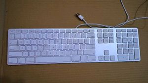 Apple Wired Slim Keyboard