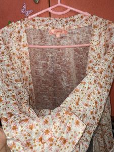 Honey By Pantaloons Floral Print Short Shrug/cover