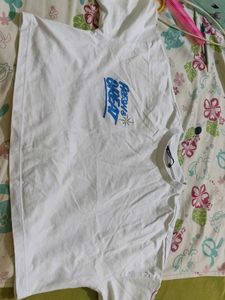 White Graphic crop top