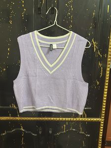 H&amp;M New Cropped Sweater