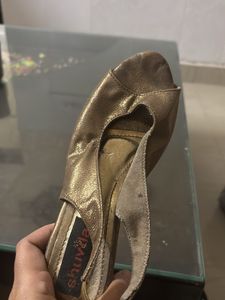 Chuvita Heels
