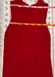 Elegant Kurta Set in Tomato Red color