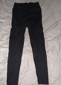 Urbanic Butt Scrunch Tights (V Shape In Front)