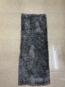 Silver Bed Side Runner Carpet