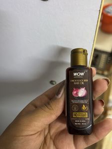 wow hair oil with onion extract