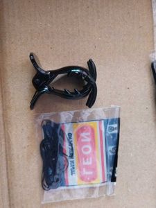 Leon Hair Bands + 2 Cute Clips Combo