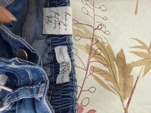 New Mumkins Jeans