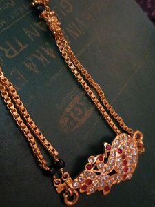 Rettai Vadam Mugappu Chain