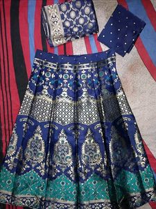 Navy blue women&#39;s beautiful lahenga For Party