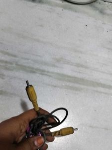 2 Cables