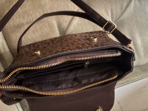 Very Beautiful And Classy Bag From Stellitoes .