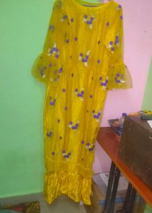 Elegant Teal &amp; Peach Embroidered Salwar Kameez