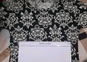 Black And White Printed Top For Winters