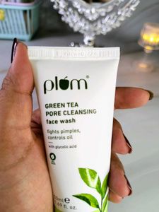 Plum Green Tea Face Wash