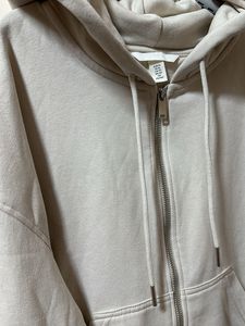 H&amp;M Offwhite Sweater