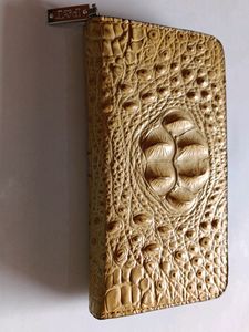 Crocodile Ki Khal se Bna Hua Bag h