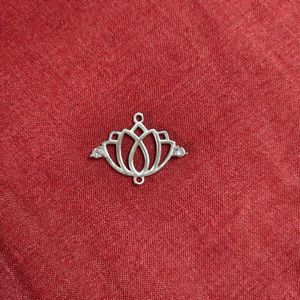 92.5 Lotus Pendant