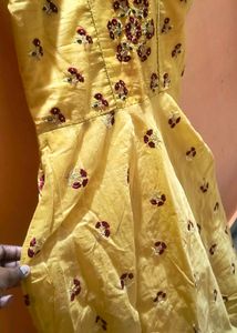 Elegant Yellow Ethnic Gown