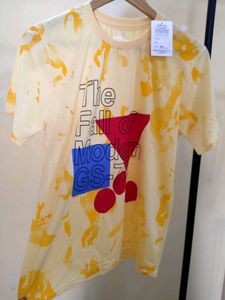 Beautiful Yellow Tshirt For Men