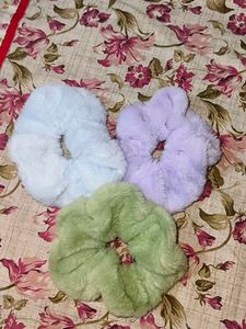 Fuzzy Scrunchie Set