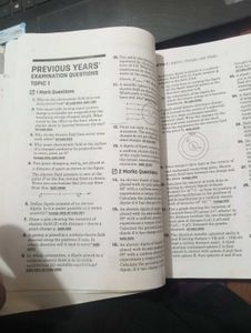 Cbse Physics Soled Previous Year Paper