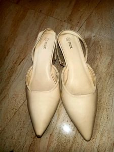 MAX Elegant Cream Heels