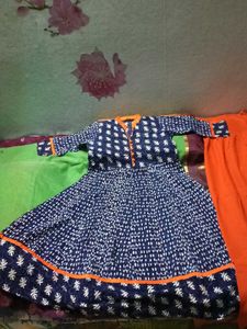 GentlyUsed Blue &amp; White Printed AnarkaliKurti+Chud
